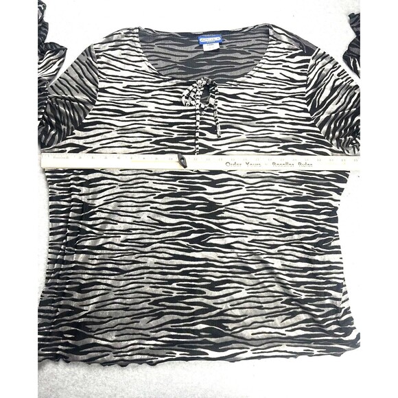 Vintage Notches Top Womens 2X Grey Velvet Zebra Bell Sleeve Whimsigoth Office - Picture 7 of 16